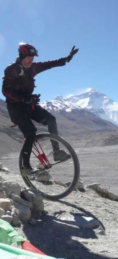 Steve Colligan Cycling on the  tour with redspokes